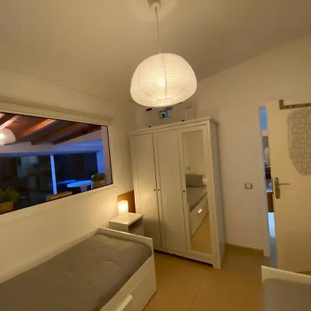 N. Baviera 33 * San Bartolome de Tirajana (Gran Canaria)